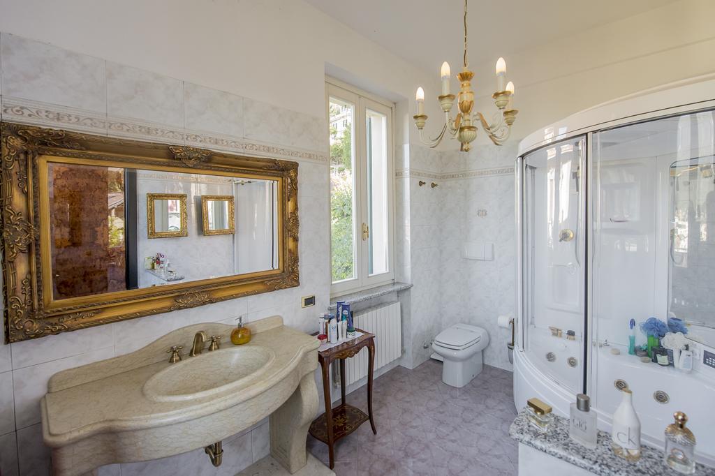 Villa Puccini Bed & Breakfast 레코 객실 사진